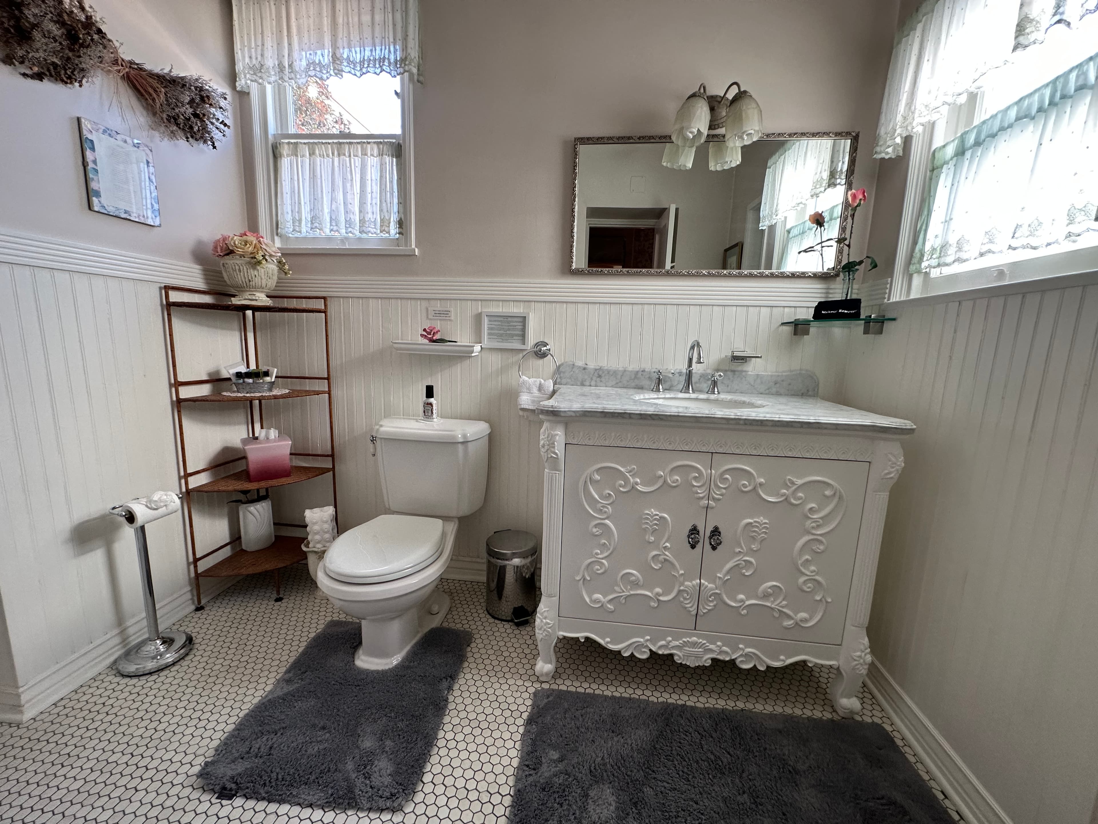 Rose bathroom vanity